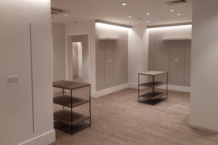 The White Company, Windsor - white walls, wooden flooring