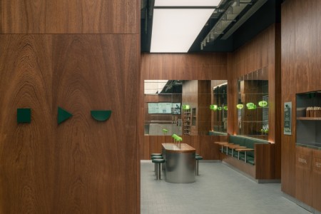 The Salad Project, Broadgate, London, Shopfront, Glazing, M&E, Fitout, Interiors, Seating, Bespoke Joinery