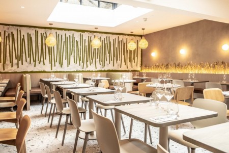 Following the successful completion of the Piccadilly restaurant last year Oakwoods were engaged again to complete the second NOTTO Pasta Bars site in the heart of Covent Garden.     Similar styles and finishes were used to create this 2 storey Restaurant and prep kitchen.     As before Oakwoods manufactured in-house all the bespoke joinery including servery bar/counter, banquettes, booth seats and various waiter stations.