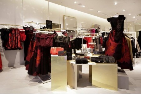 Coast, Intu Metrocentre - bespoke joinery shopfitting with rails, displays