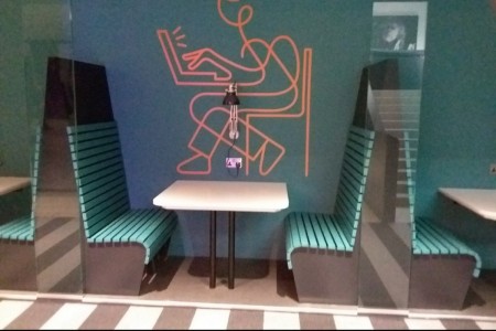 iQ Student Accommodation, Hammersmith - booth seating 