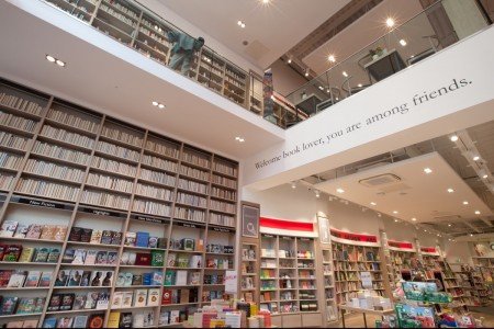 Bespoke Retail Joinery. Foyles, Book Shelves